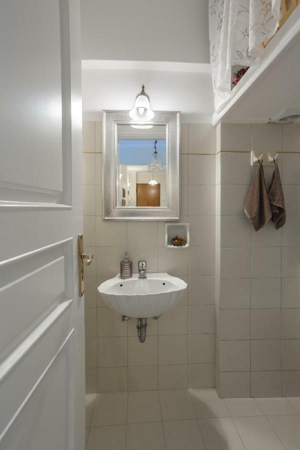 Athens Cozy Gem 2Br Apt - 200Mbps - 10 Min To Acropolis By Subway Luaran gambar